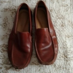 St. John's Bay men's leather loafers size 11m